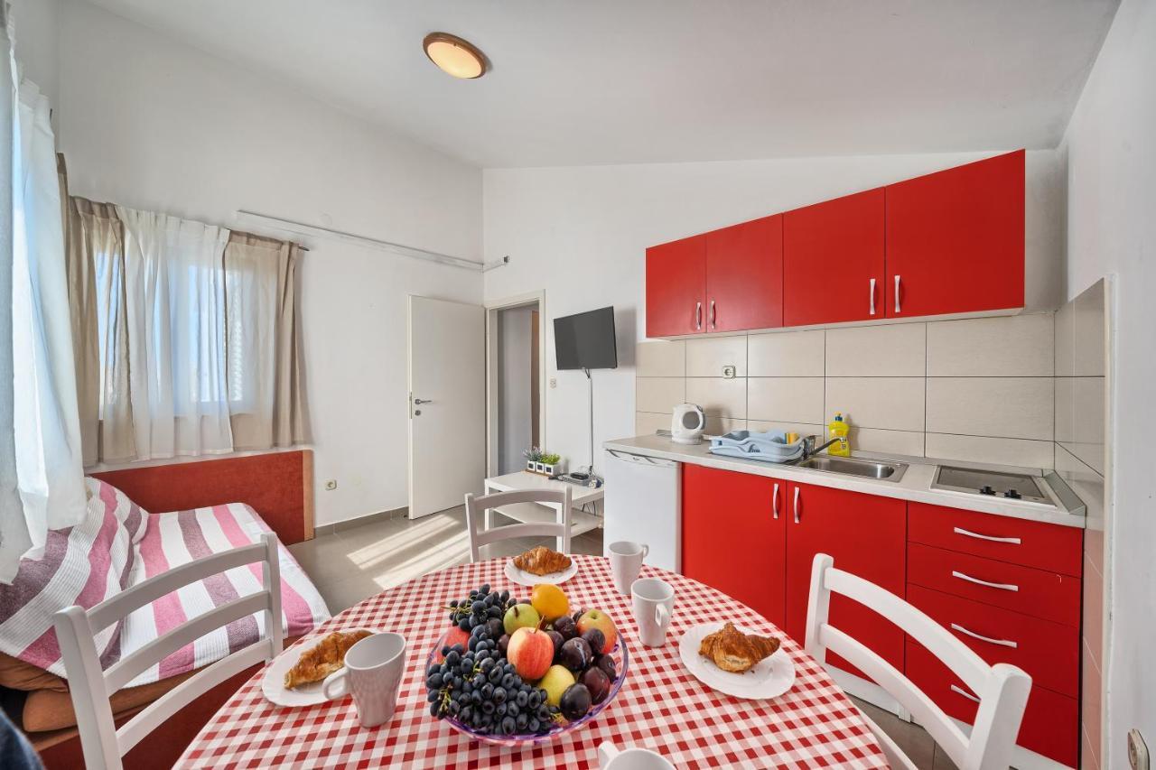 Apartmani Ticic Trogir Exterior foto