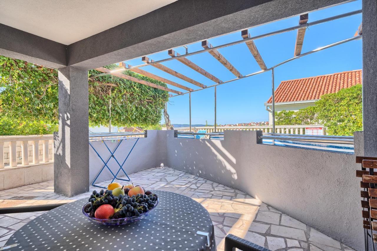 Apartmani Ticic Trogir Exterior foto